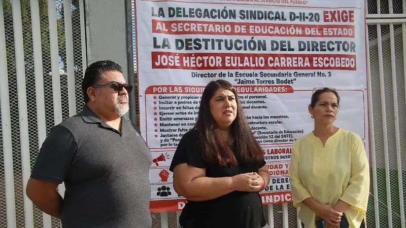 Trabajadores piden cambio de director en la Secundaria General Jaime Torres Bodet en Durango 